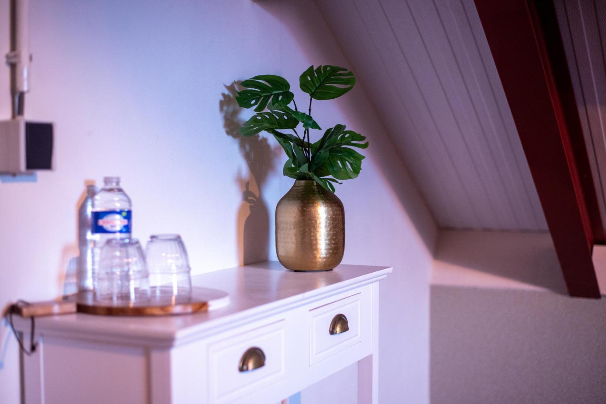 Sfeervol Appartement Het Knooppunt Нейс Екстер'єр фото