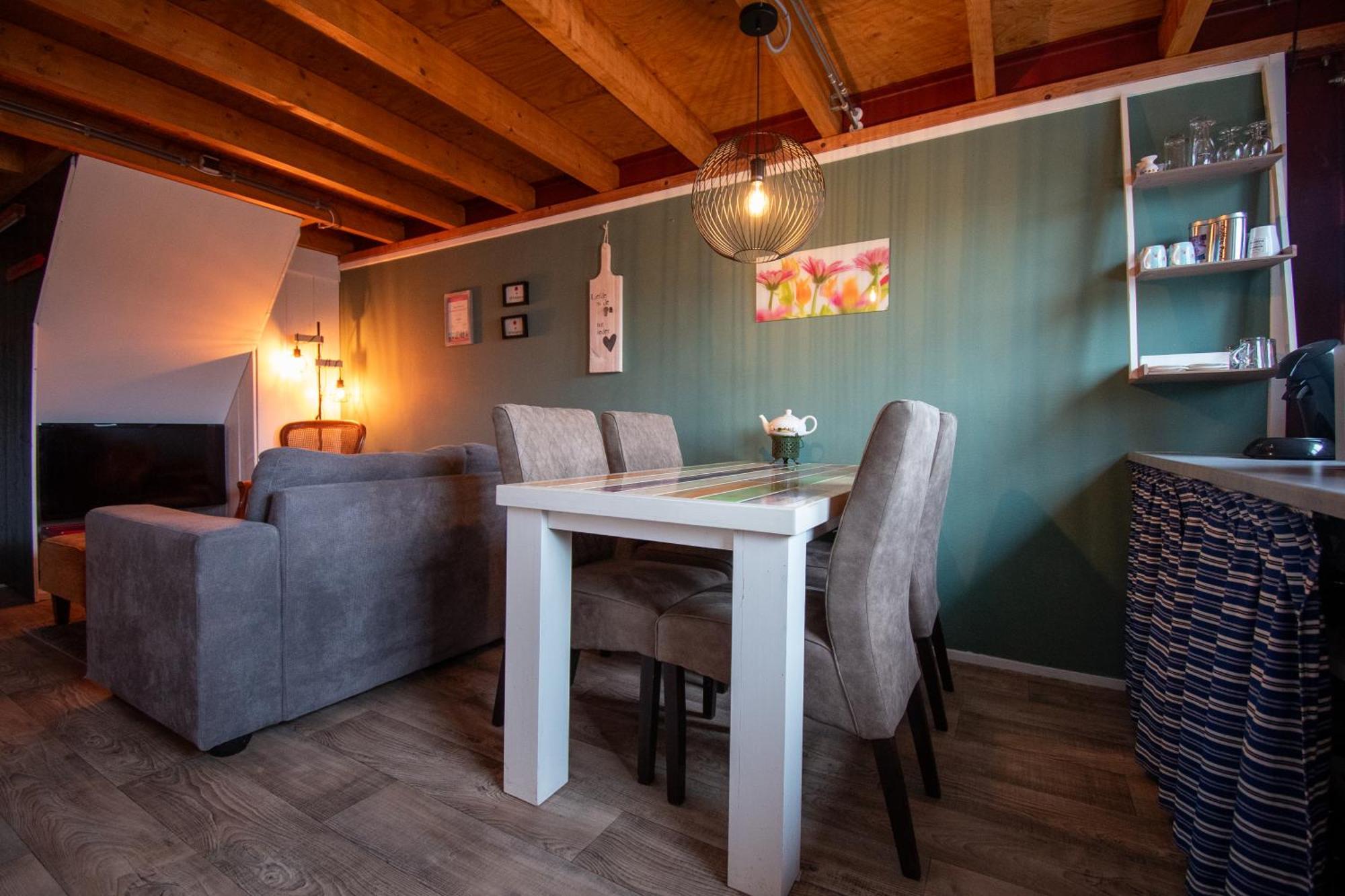 Sfeervol Appartement Het Knooppunt Нейс Екстер'єр фото